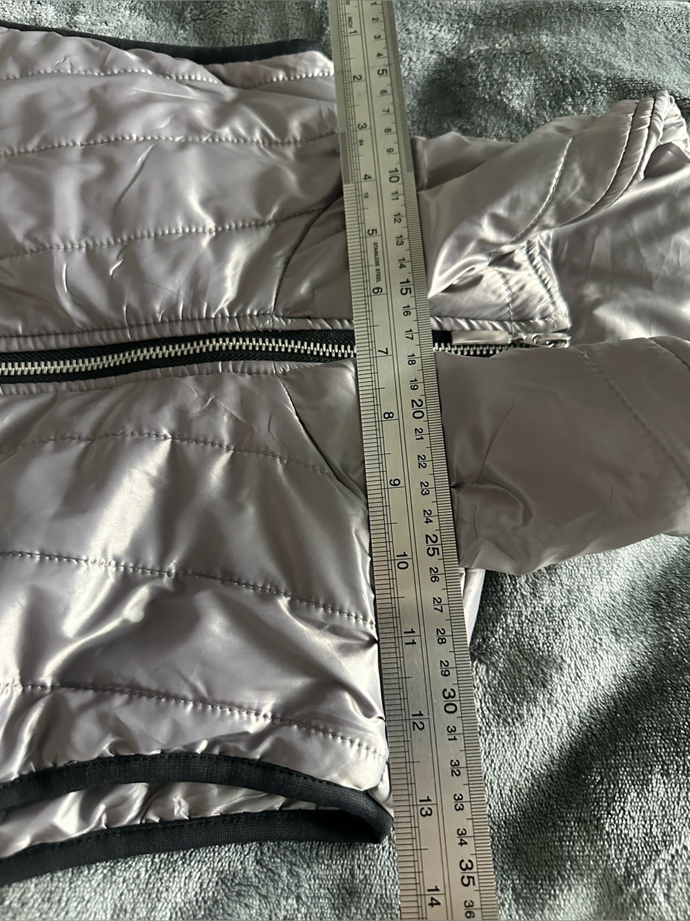 Zenergy by Chico’s Quilted Puffer Vest Size 0 Silver Gray Black Full Zip - Picture 11 of 14